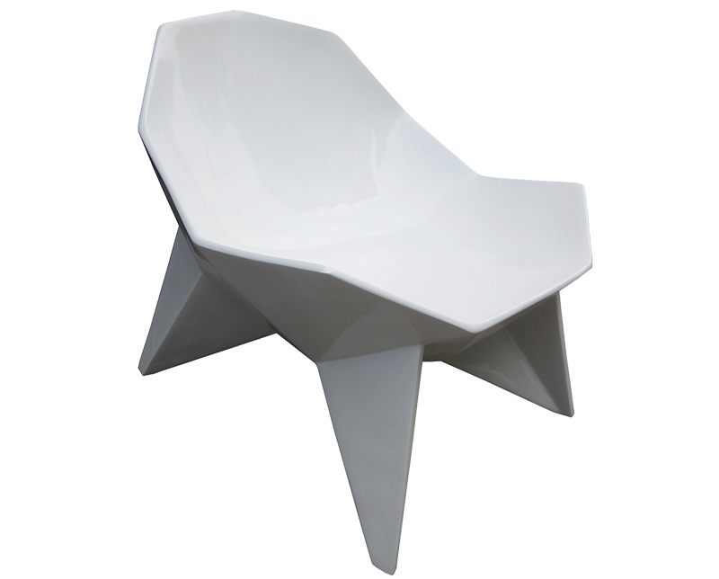 fiberglass chair.jpg